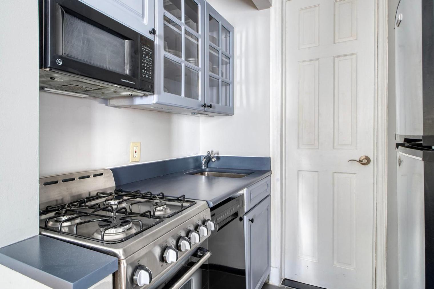 West Village 1br W Balcony In-unit Wd Nyc-1162 * New York