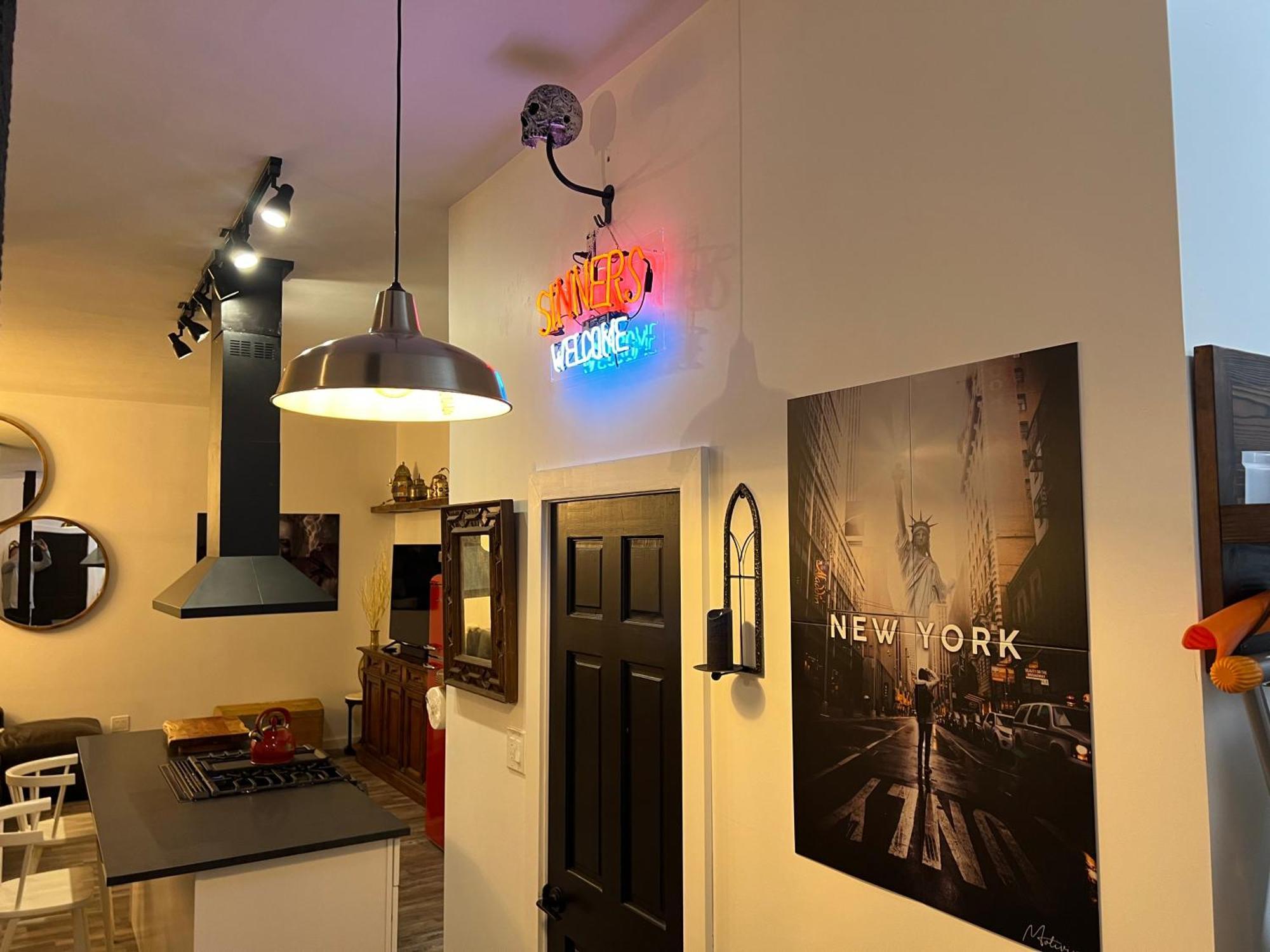 Nyc Speakeasy-bedstuy Chapel Apartment *