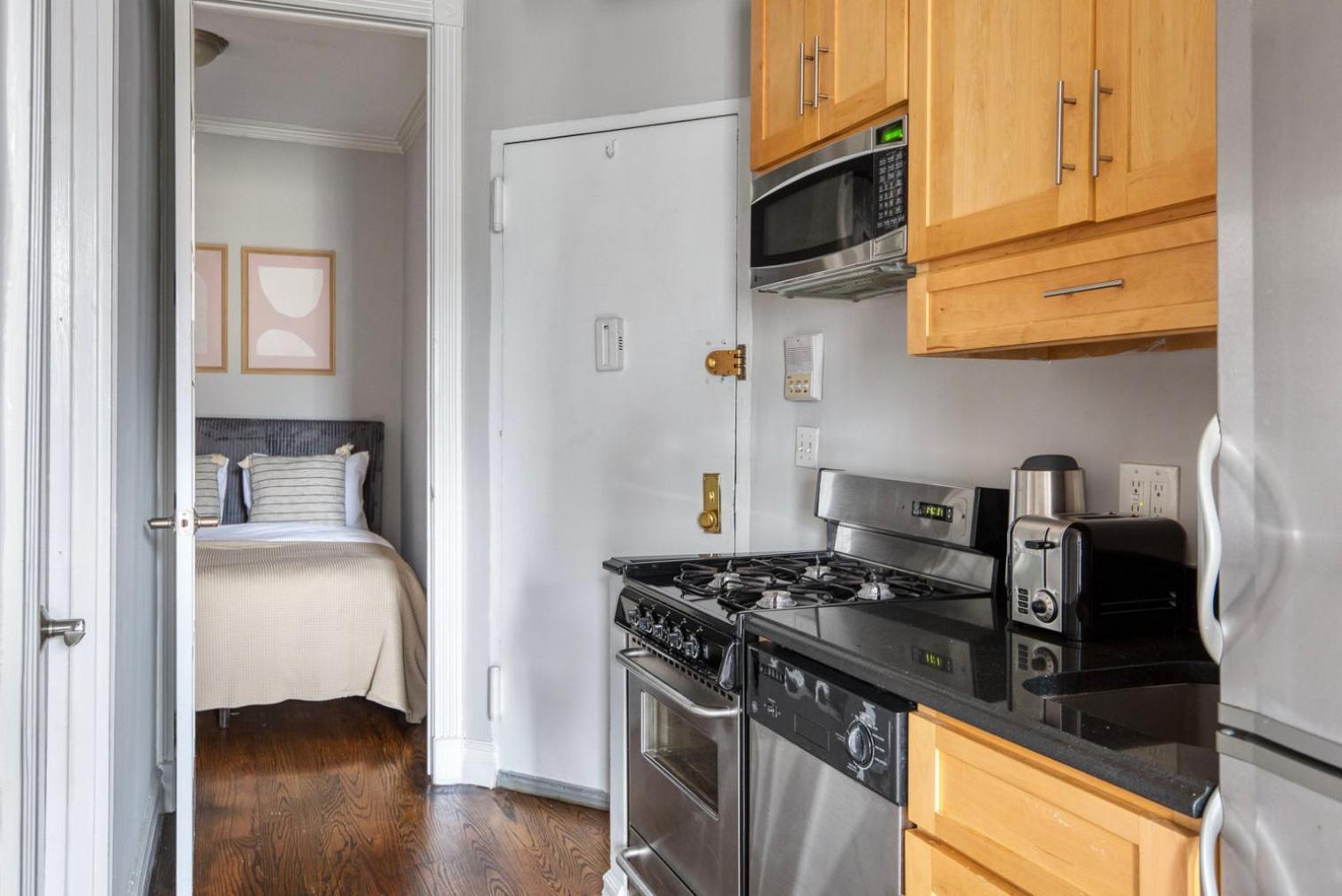 West Village 1br W Terrace Wd Nr Dining Nyc-1397 * New York
