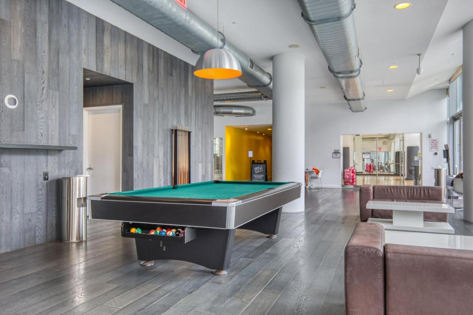Apartment Midtown West 1br W Gym Wd Doorman Nr Hudson Nyc-1103
