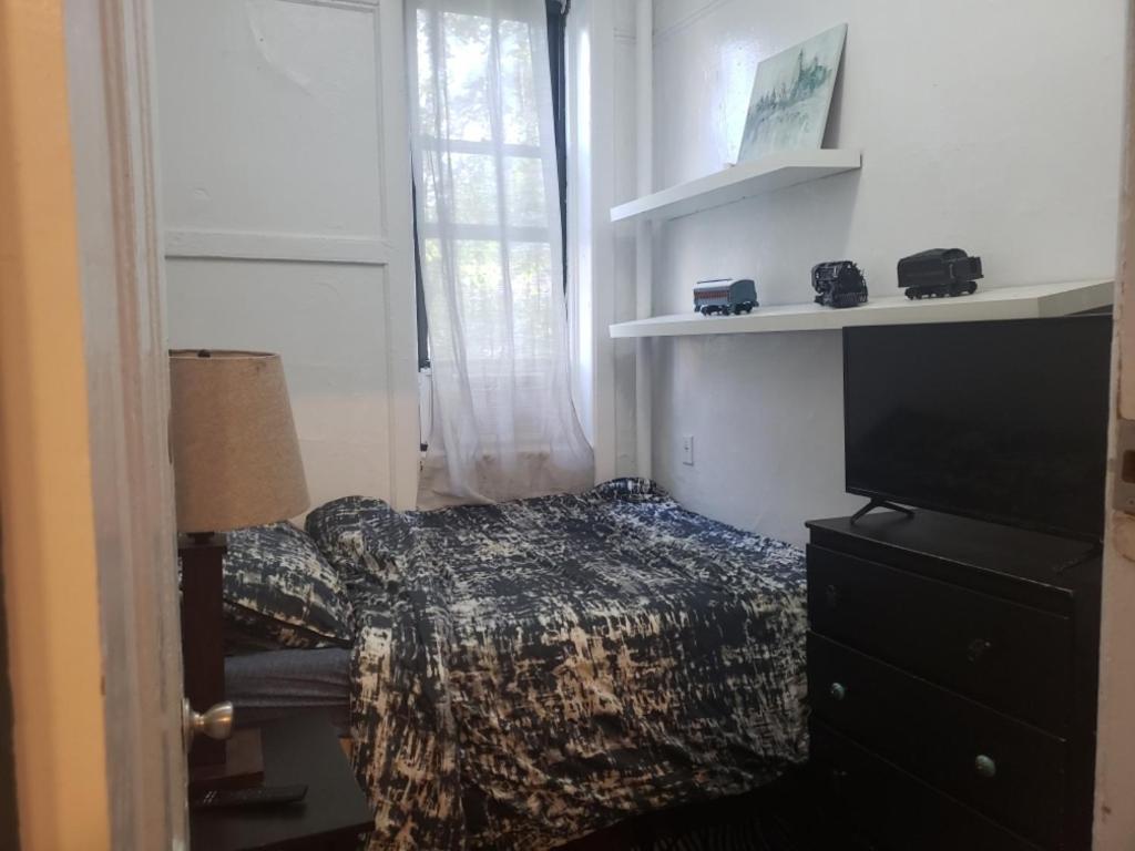 Private In East Village *