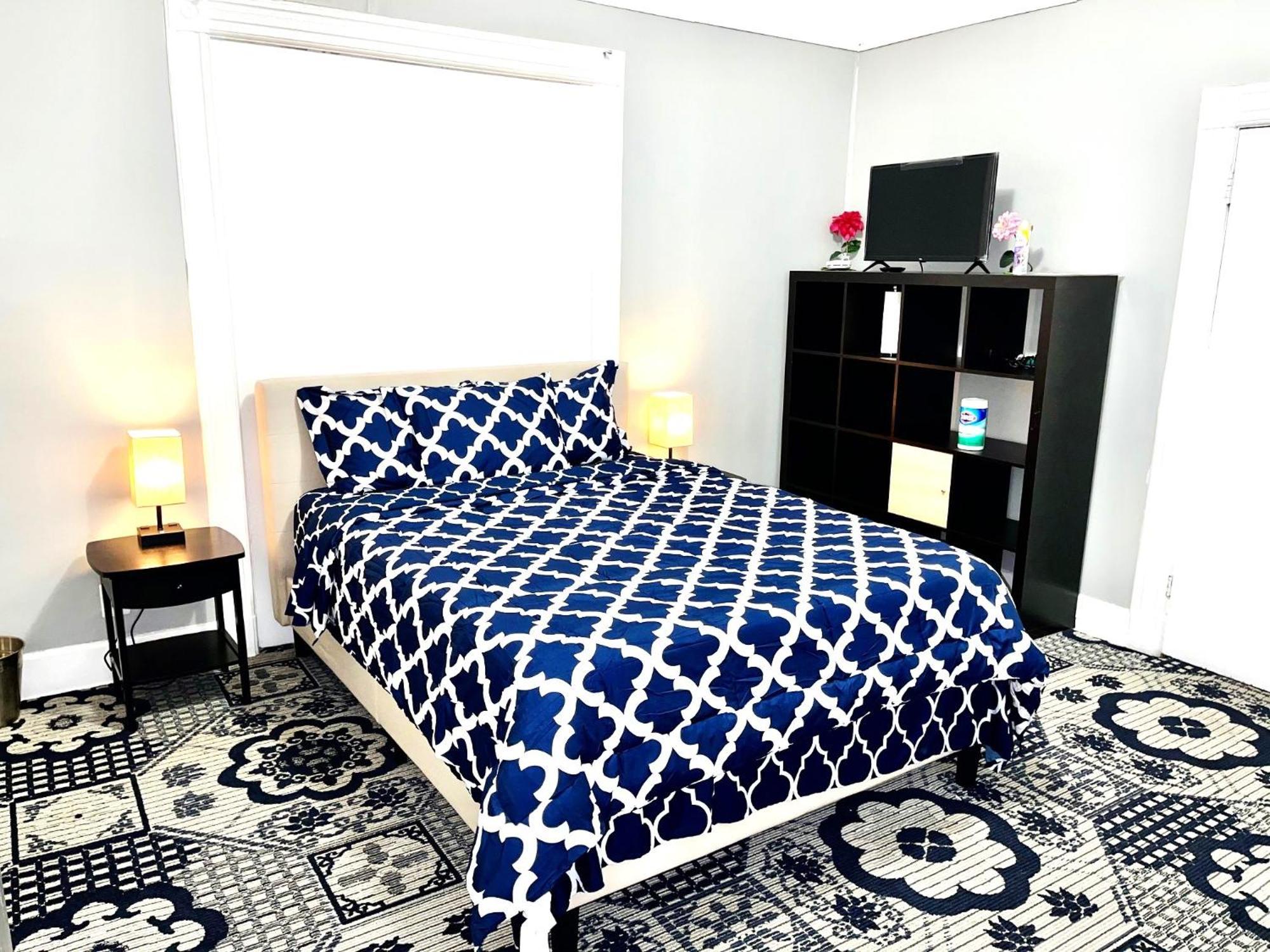 Huge 3 Bedroom Apt In Lic, Mannhattan Next Stop !