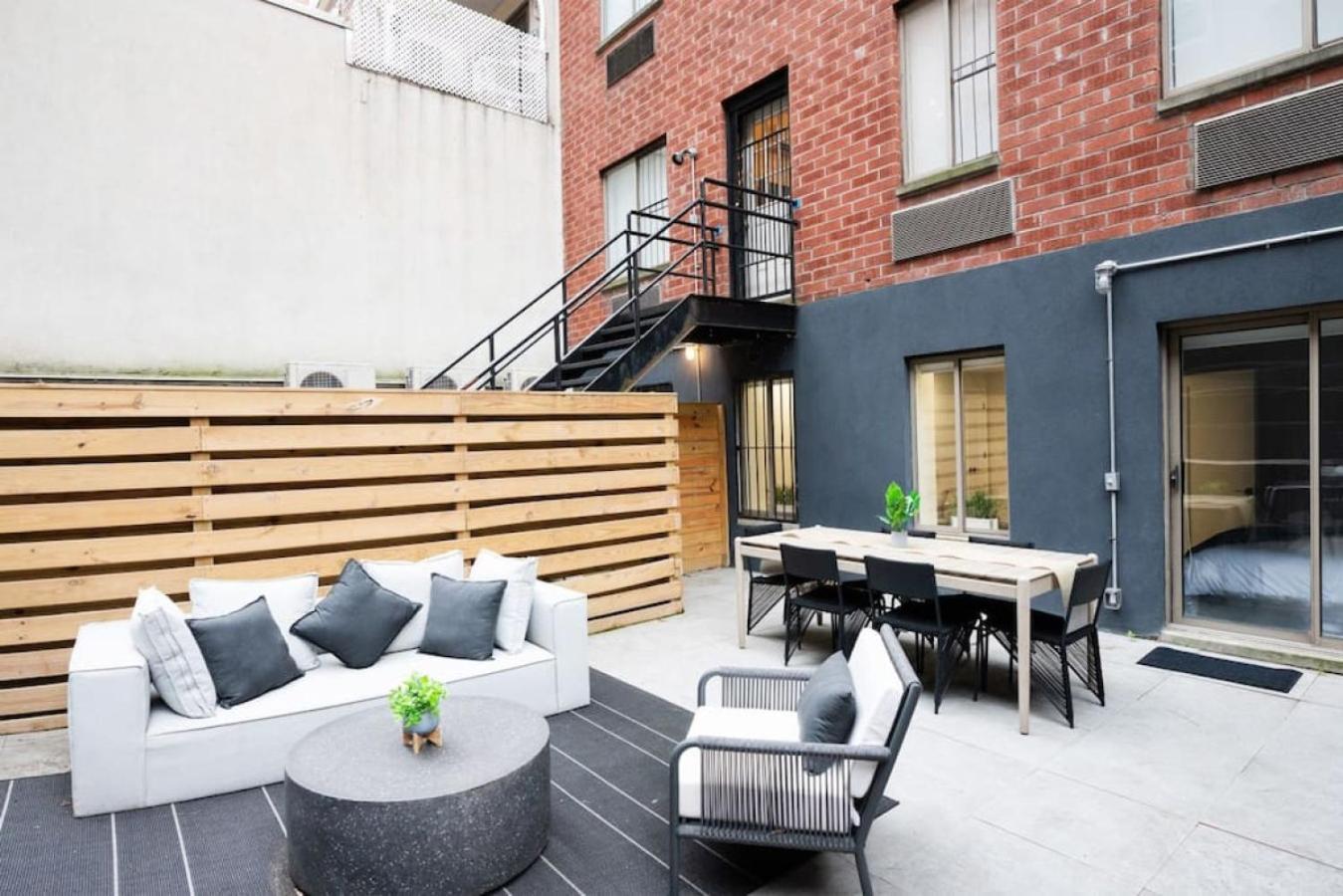 Massive 1br W Private Patio In Upper East Side Hotel Nova York