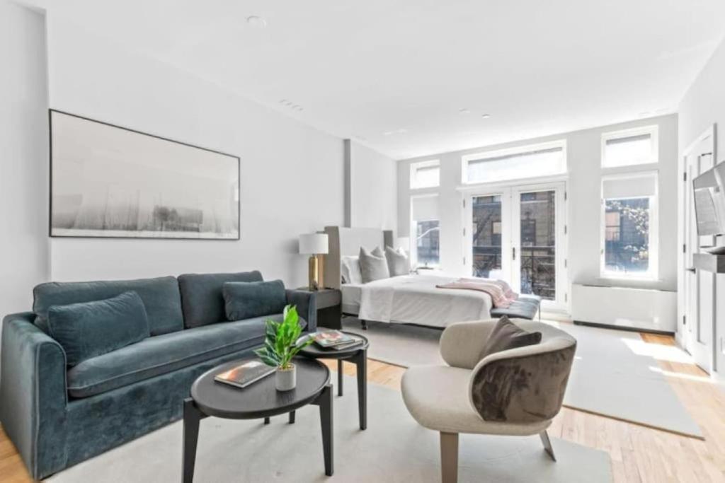 Luxe W Juliet Balcony In Upper East * New York