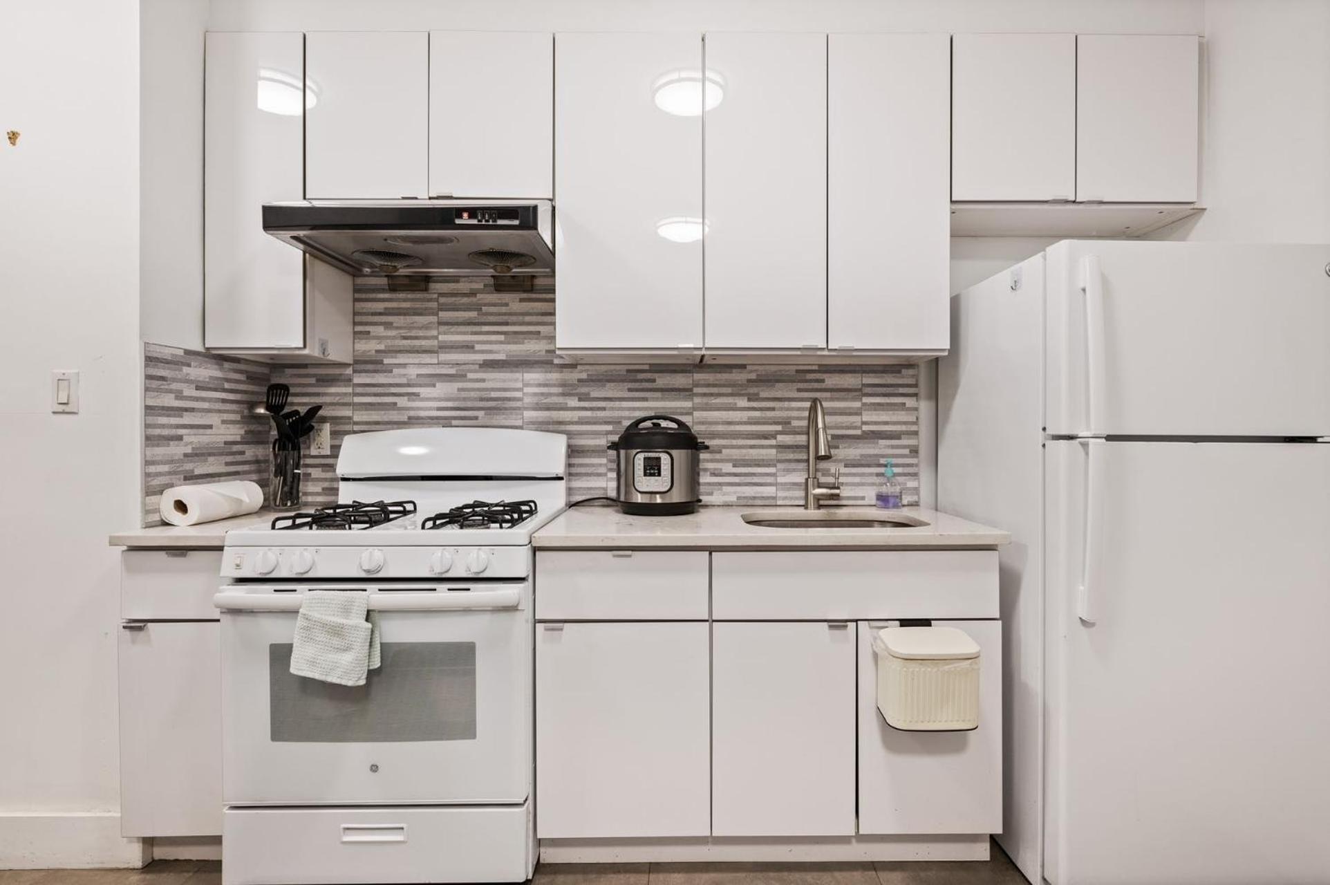 Hotel Spacious Modern Chinatown 3 Bedrooms New York