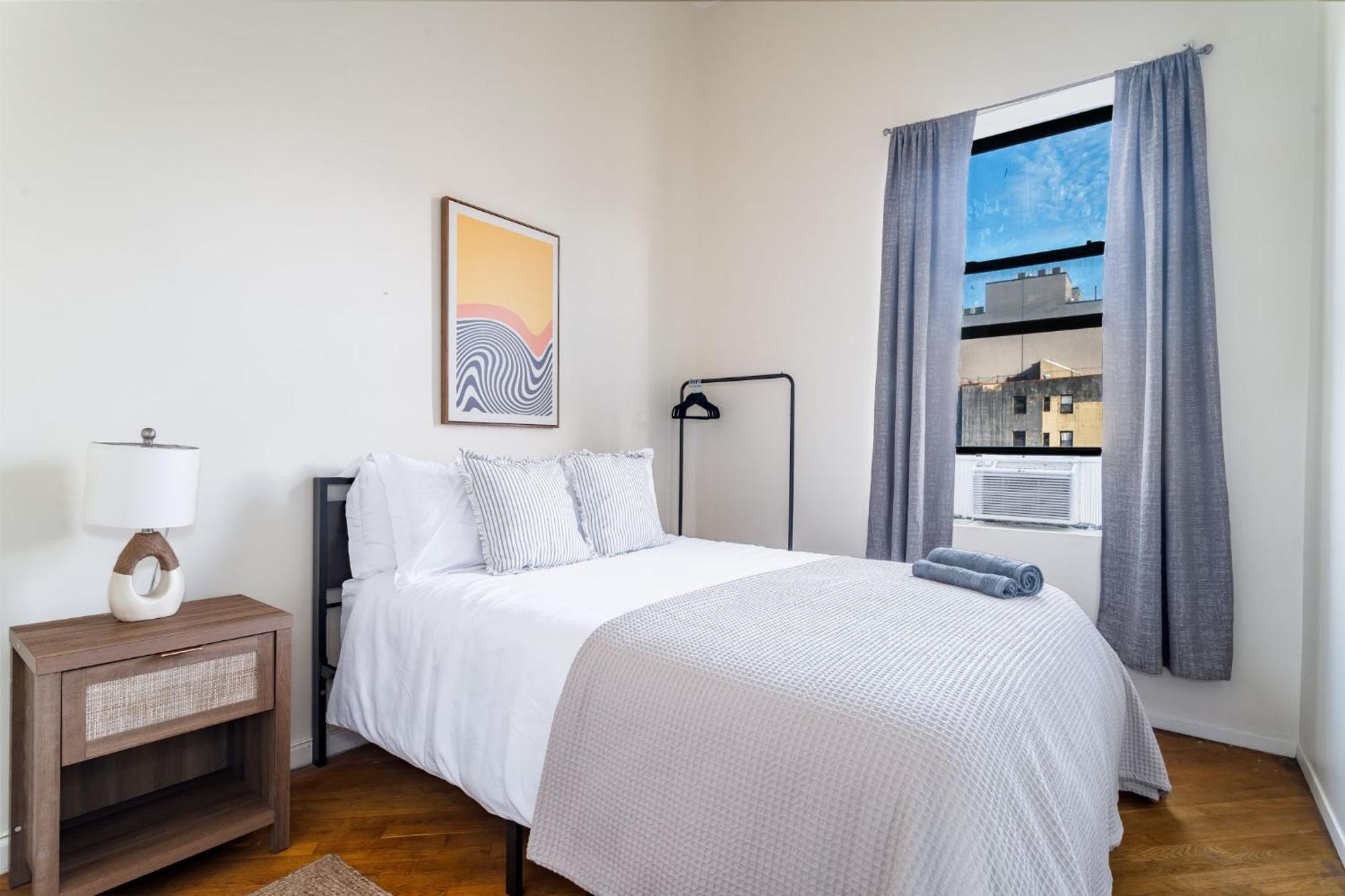 Apartment Spacious 3br 2ba In East Harlem - Near Park New York