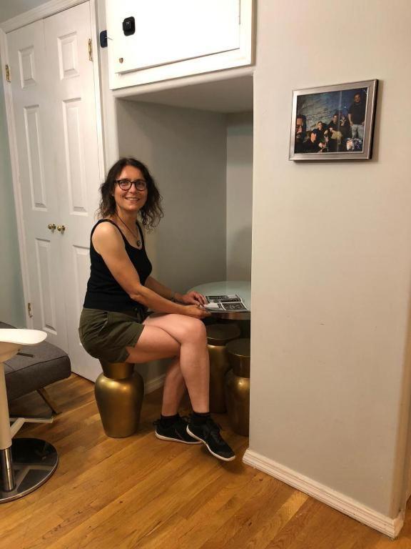 Friendly In Williamsburg Brooklyn * New York