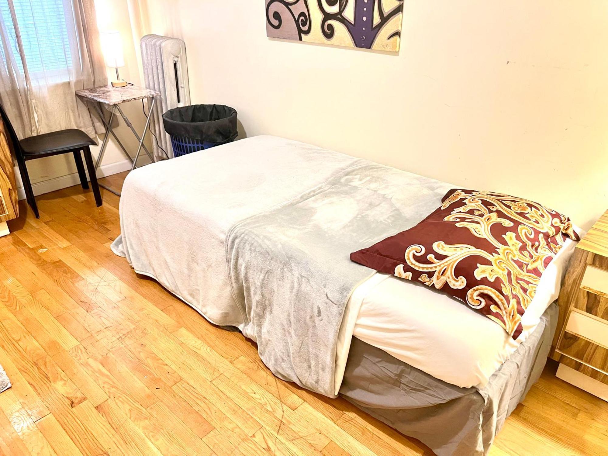 By Month In Manhattan Apartment New York