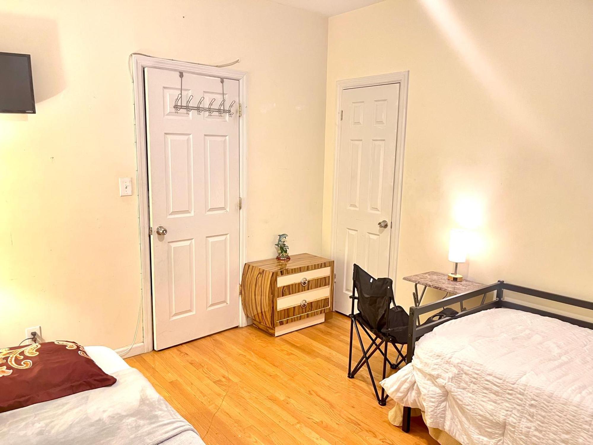 By Month In Manhattan Apartment New York