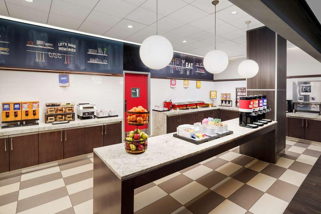 Hampton Times Square Hotel 3*