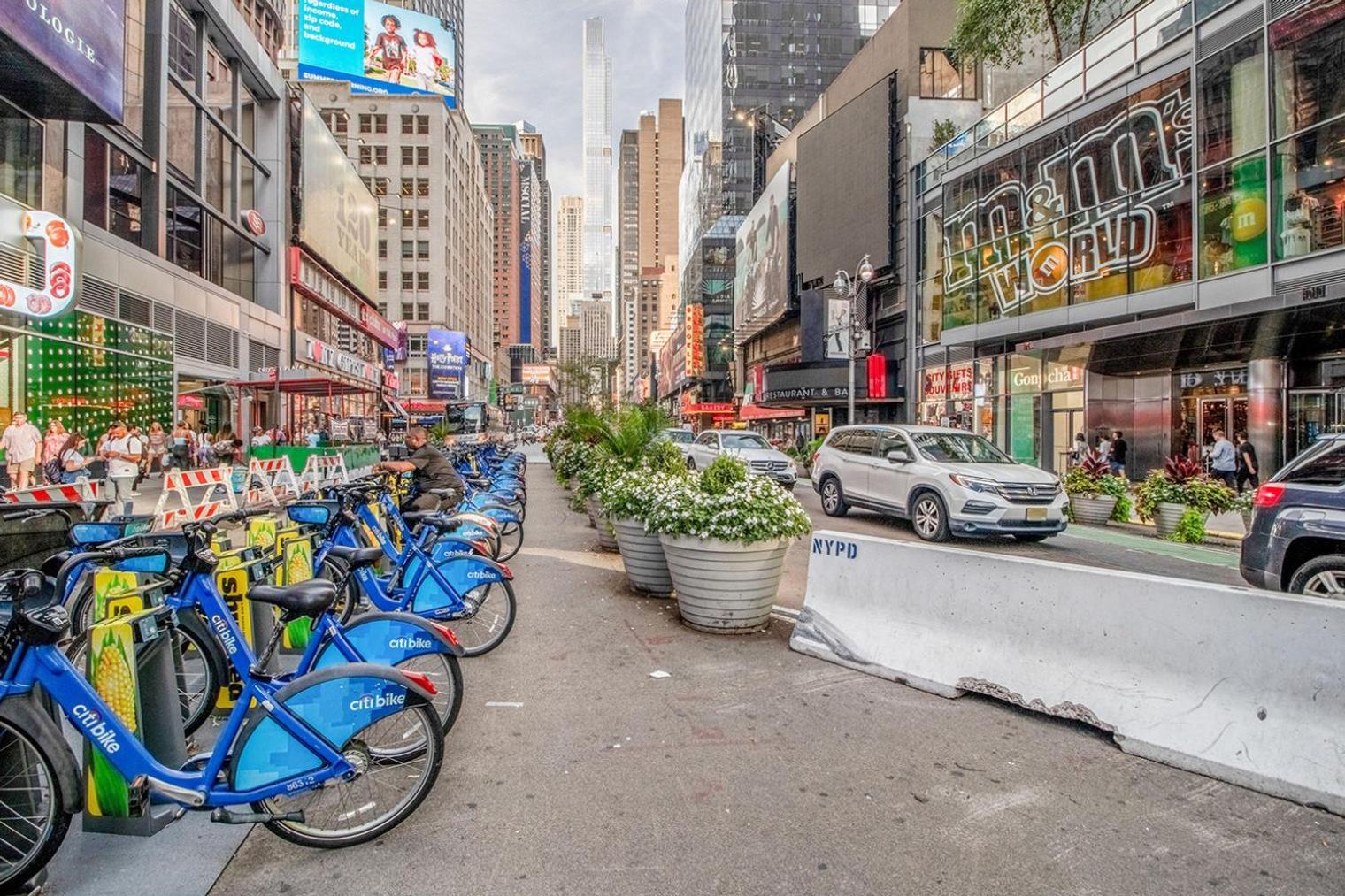 Apartment Midtown 1br W Gym Roof Pool Nr Broadway Nyc-384 *