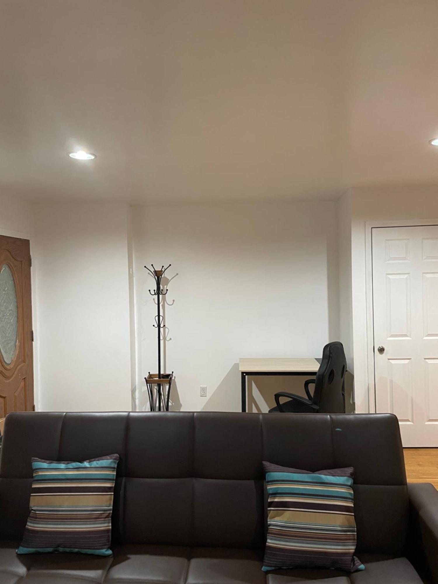Apartment Luxurious 3 Bedrooms With Master 2 Bathrooms