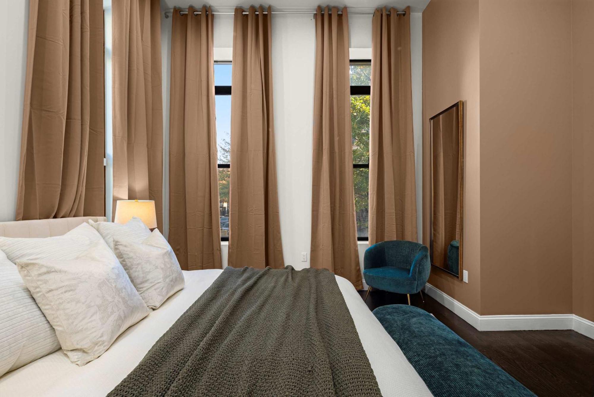 Luxe Harlem Retreat 3br Designer W Parking New York