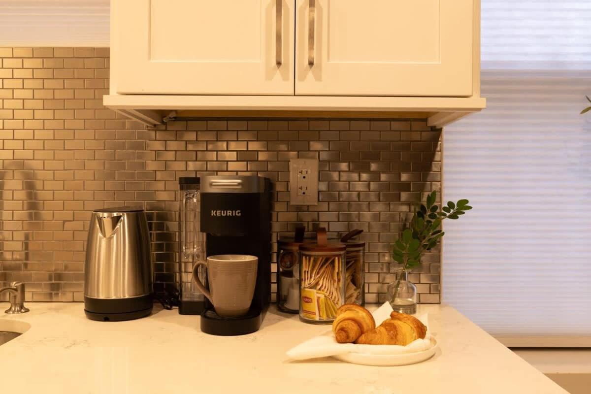 Luxe Harlem Retreat 3br Designer W Parking *