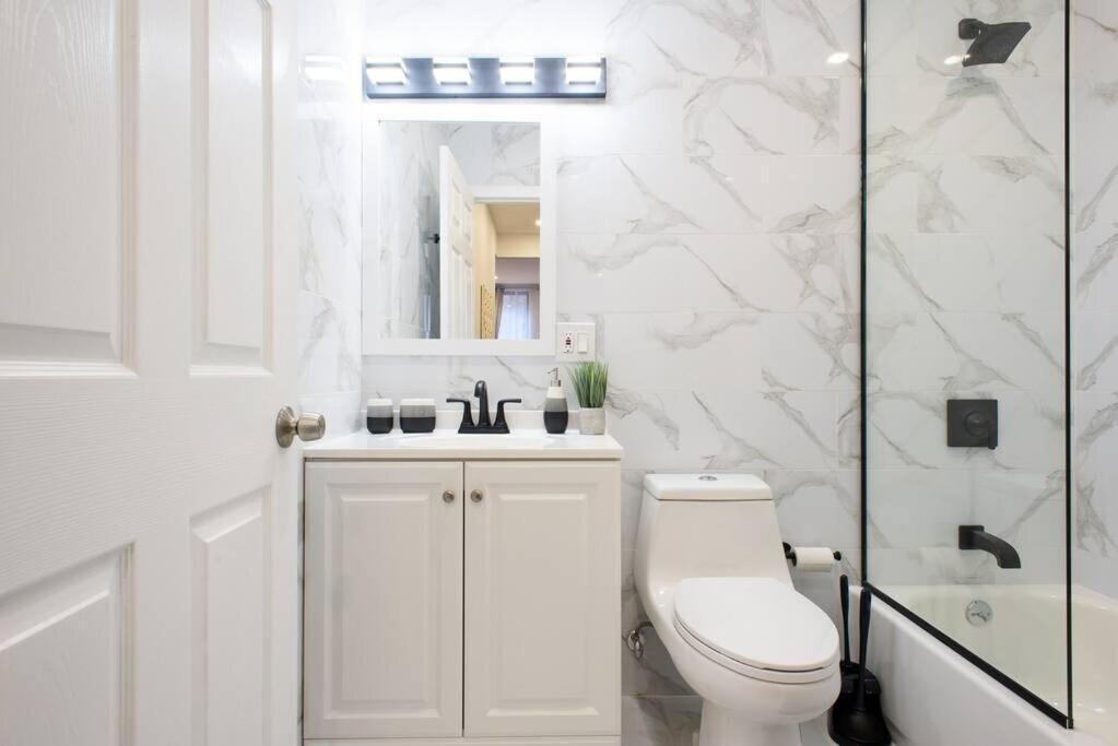 240-9 Luxury Prime Location W&d Apartment New York