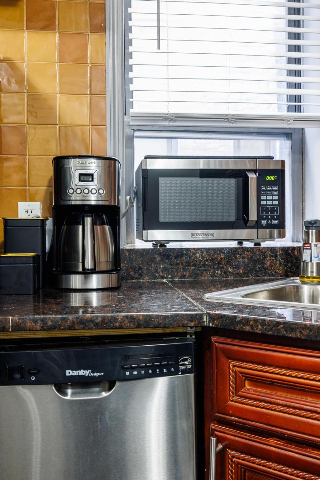 Inspire The Vibrant Energy Of Uws Apartment *