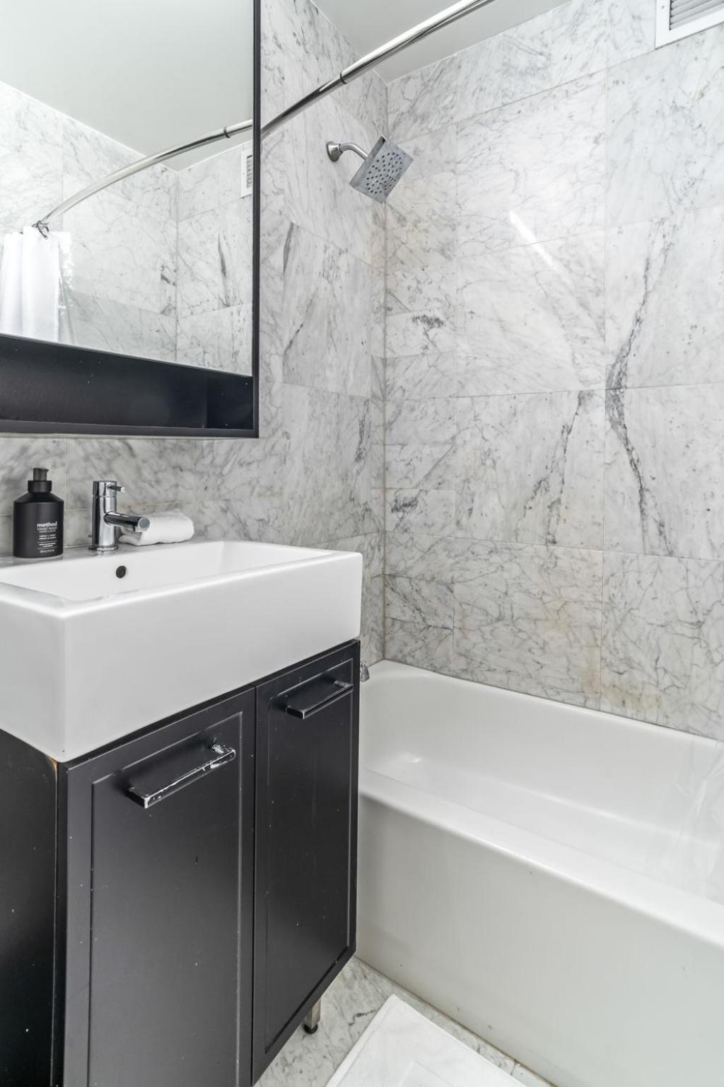 Apartment Magnificent 2bdr & 1bth *
