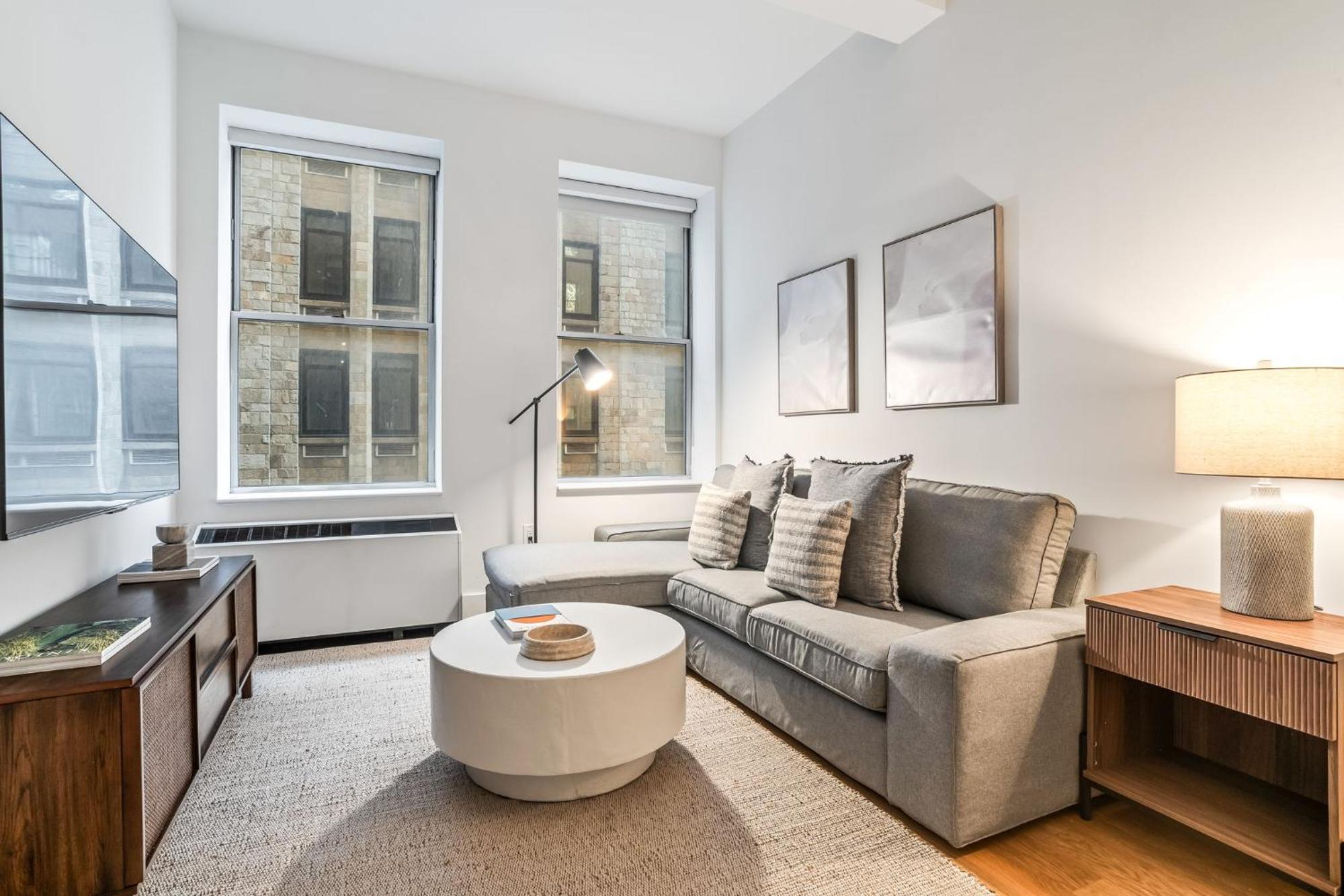 Apartment Magnificent 2bdr & 1bth *