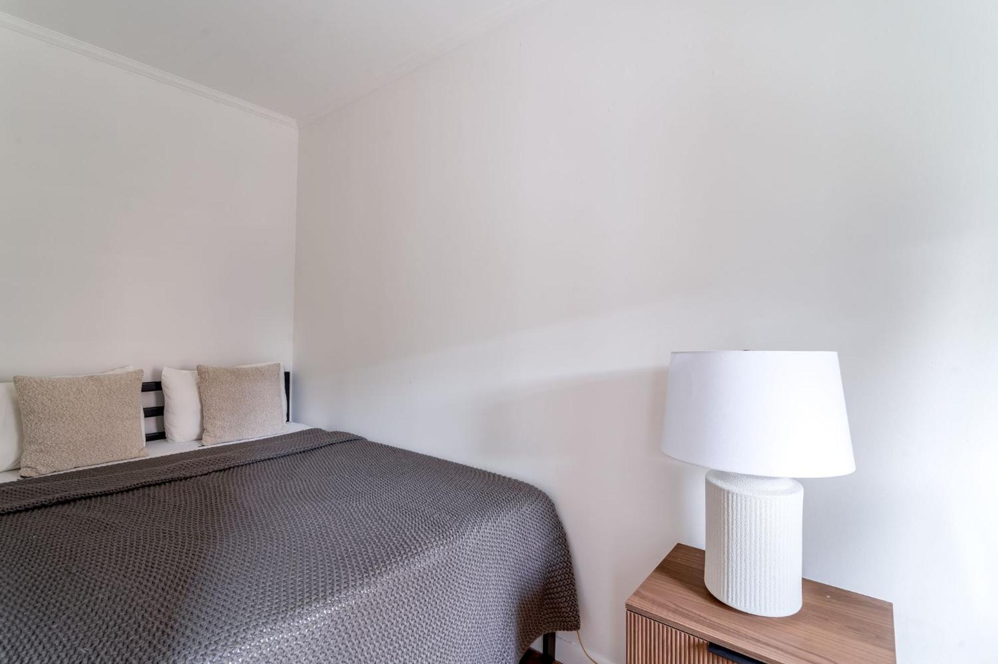 Apartamento Bright 3br 1ba Retreat In Hells Kitchen Steps From Times Square *