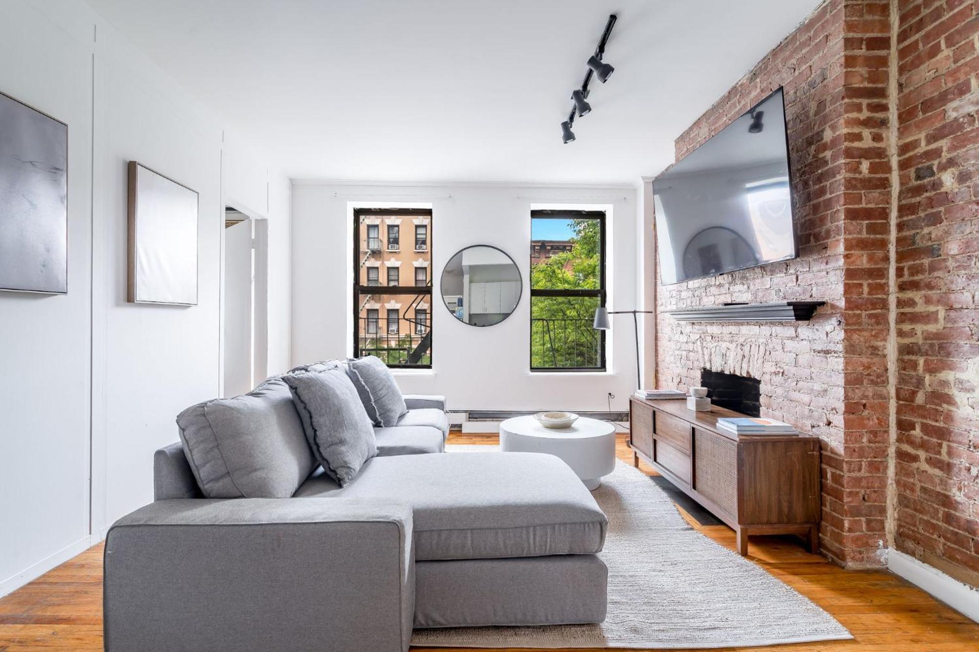 Apartamento Bright 3br 1ba Retreat In Hells Kitchen Steps From Times Square *