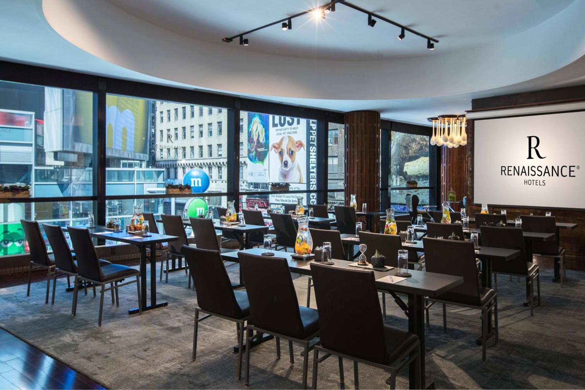 Renaissance Times Square By Marriott Hotel