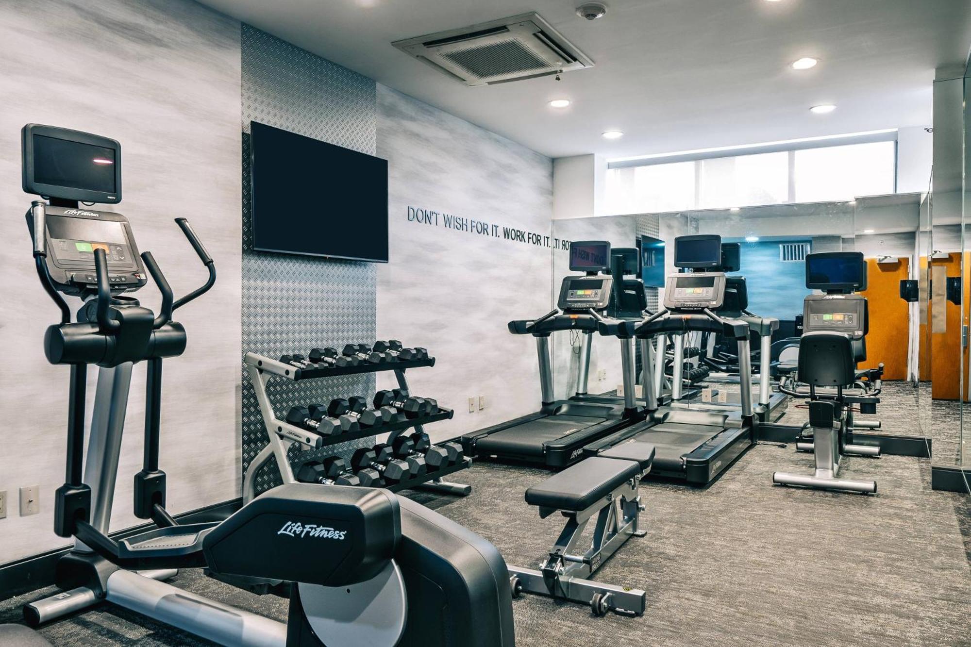 Fairfield By Marriott Laguardia Airport/astoria 3*