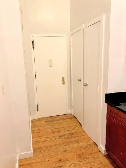Private With Shower On Union Square Side 1 Apartment New York