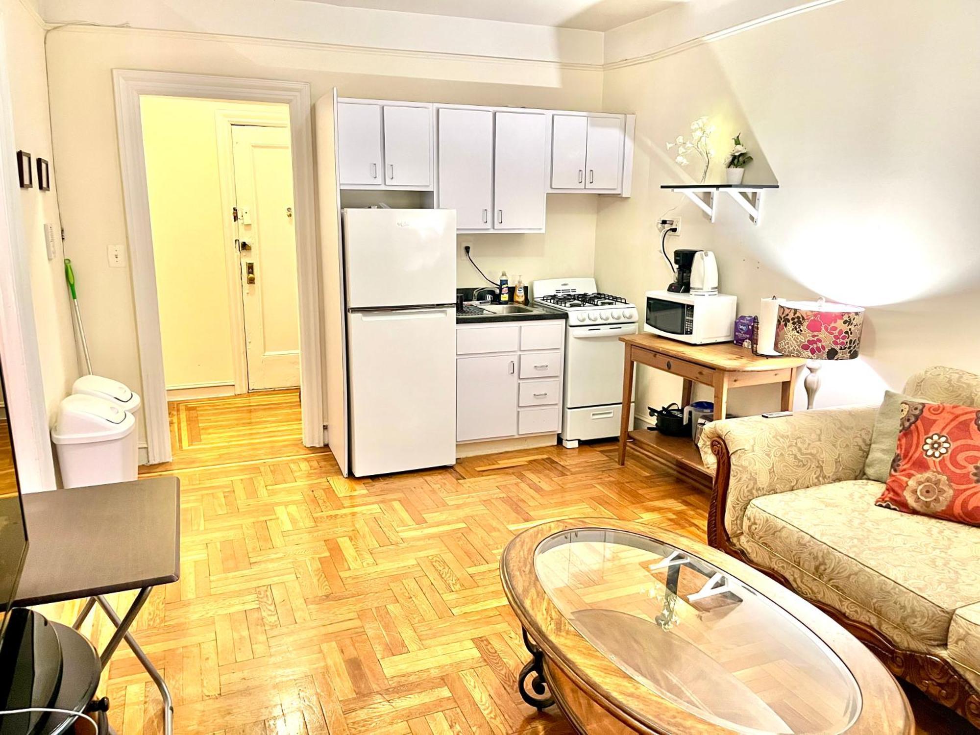 Apartment By Month In Manhattan *
