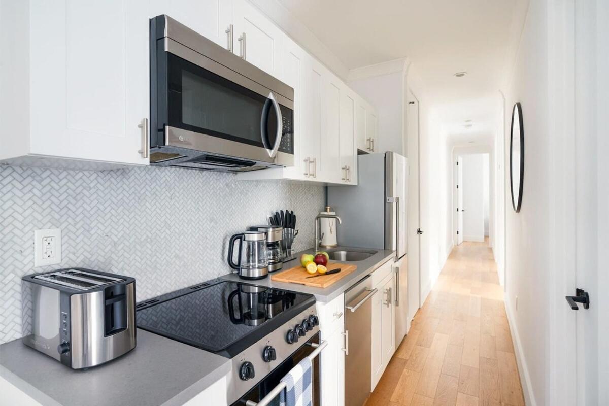 Apartment 403-4c New 3br-2baths Prime Ues *