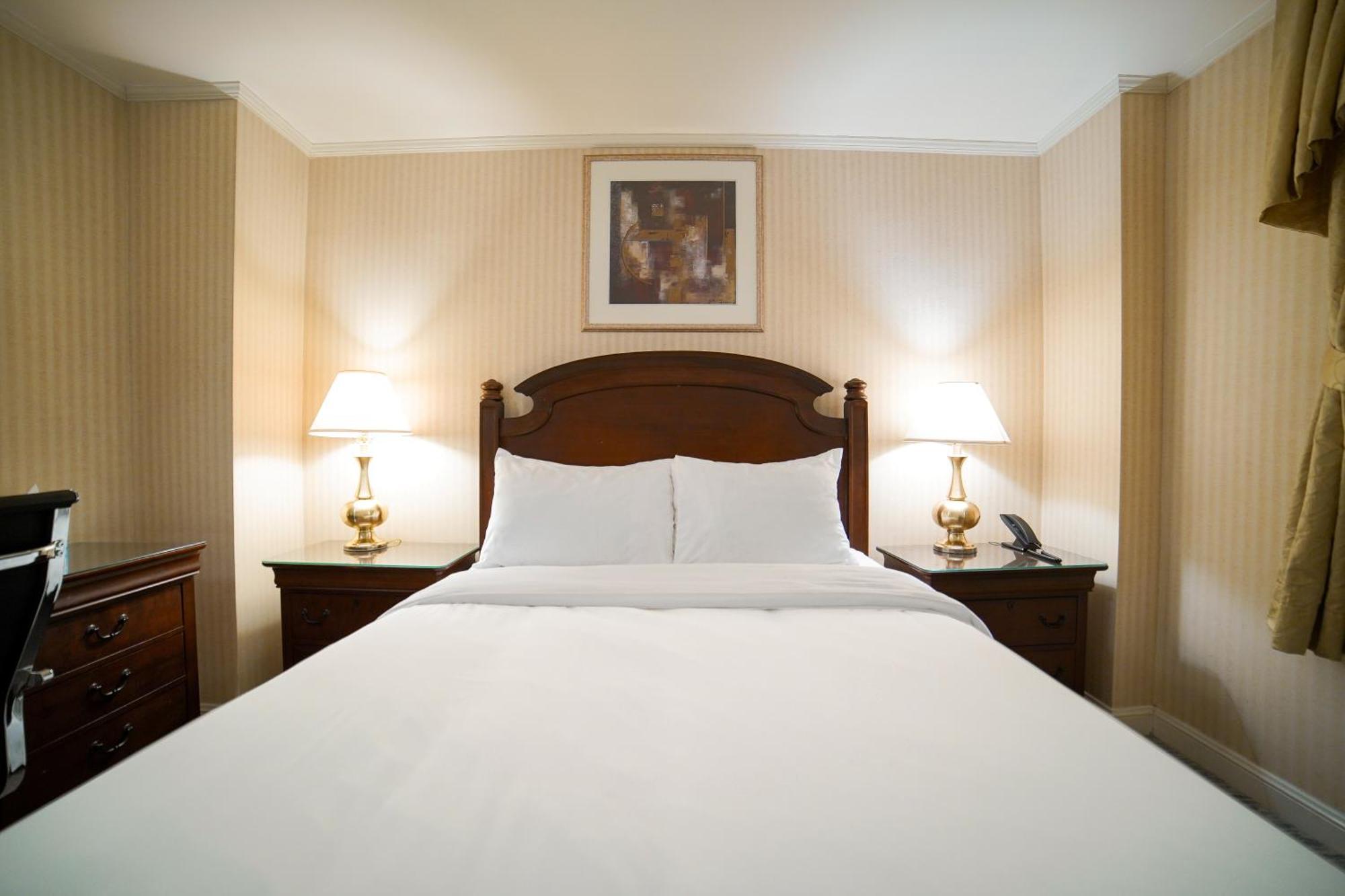 Hotel Stanford Nyc 3*