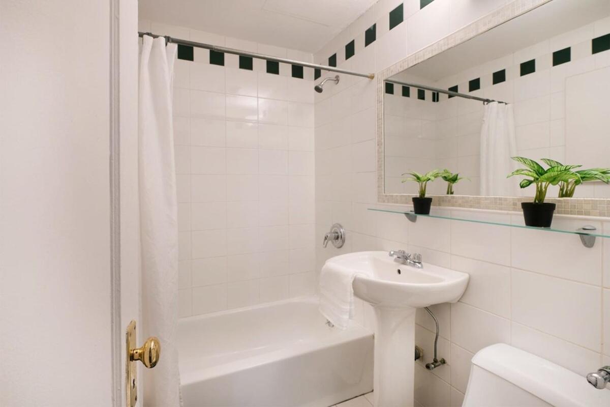 61-3c Renovated 2br Sleeps 5 Prime Upper East Apartment New York