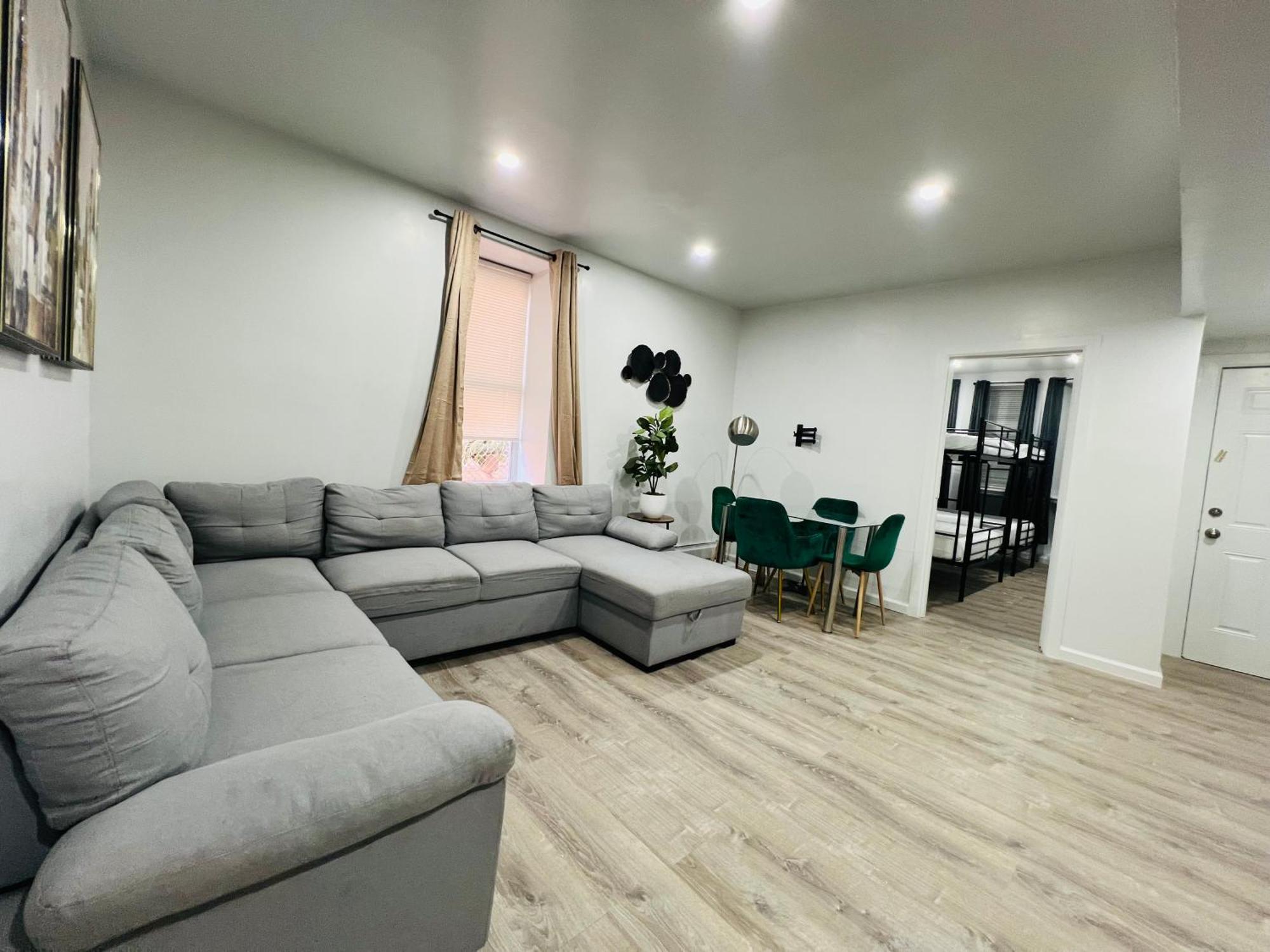 Metro Oasis Apartment New York