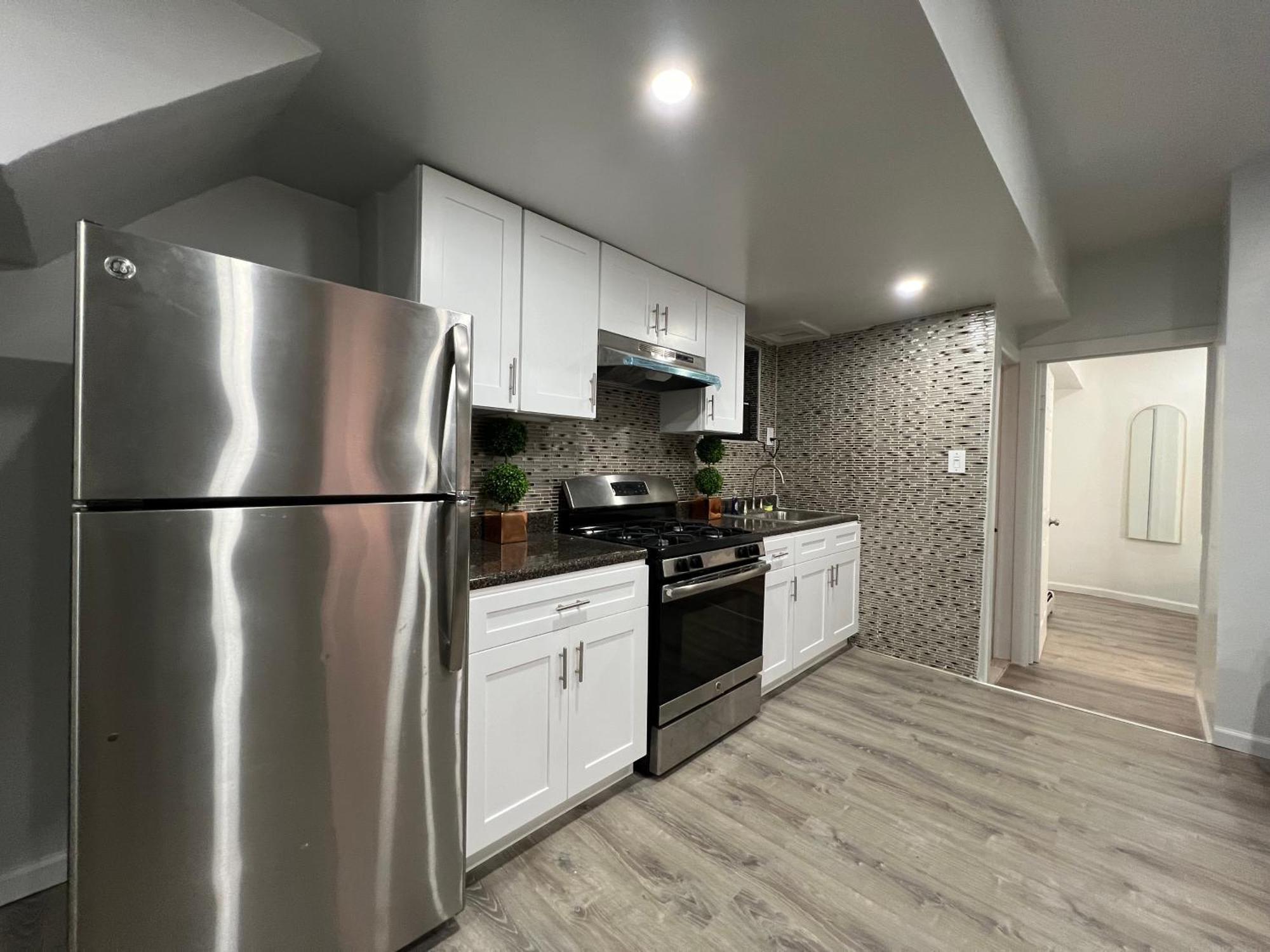 Metro Oasis Apartment