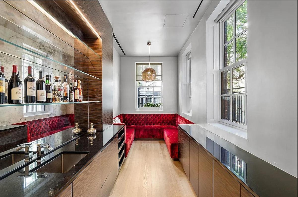 The Mansion On 70th Holiday home *