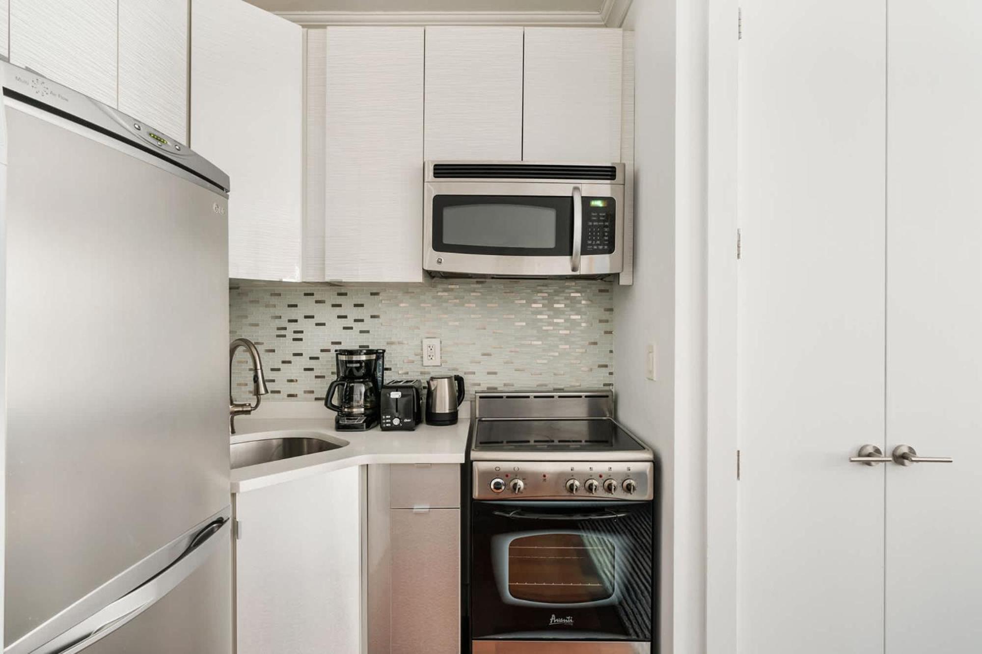 24-5 Furnished W D Prime Gramercy Apartment