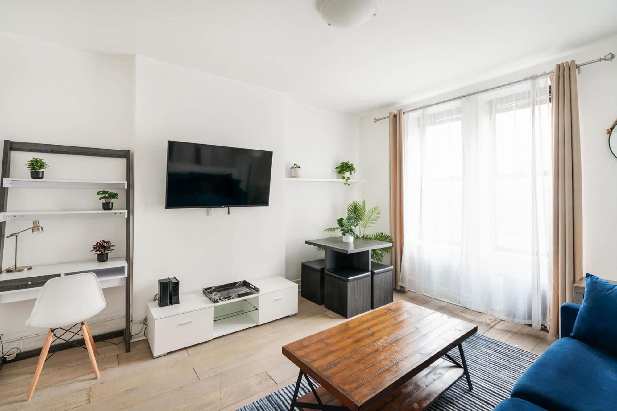 Apartment 428-2w Newly Furnished Prime Location 2br Sleeps 5