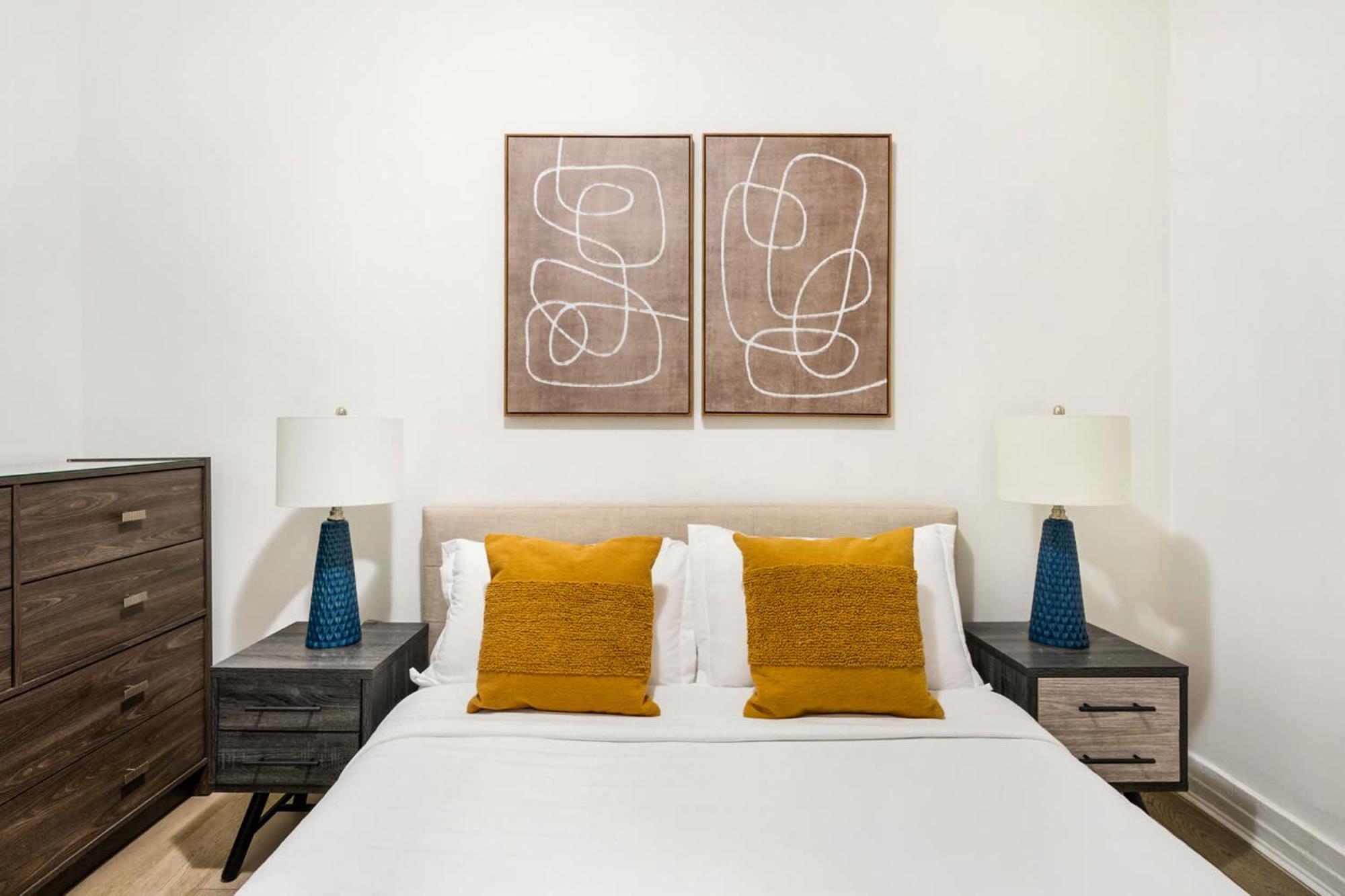 Apartment 428-2w Newly Furnished Prime Location 2br Sleeps 5