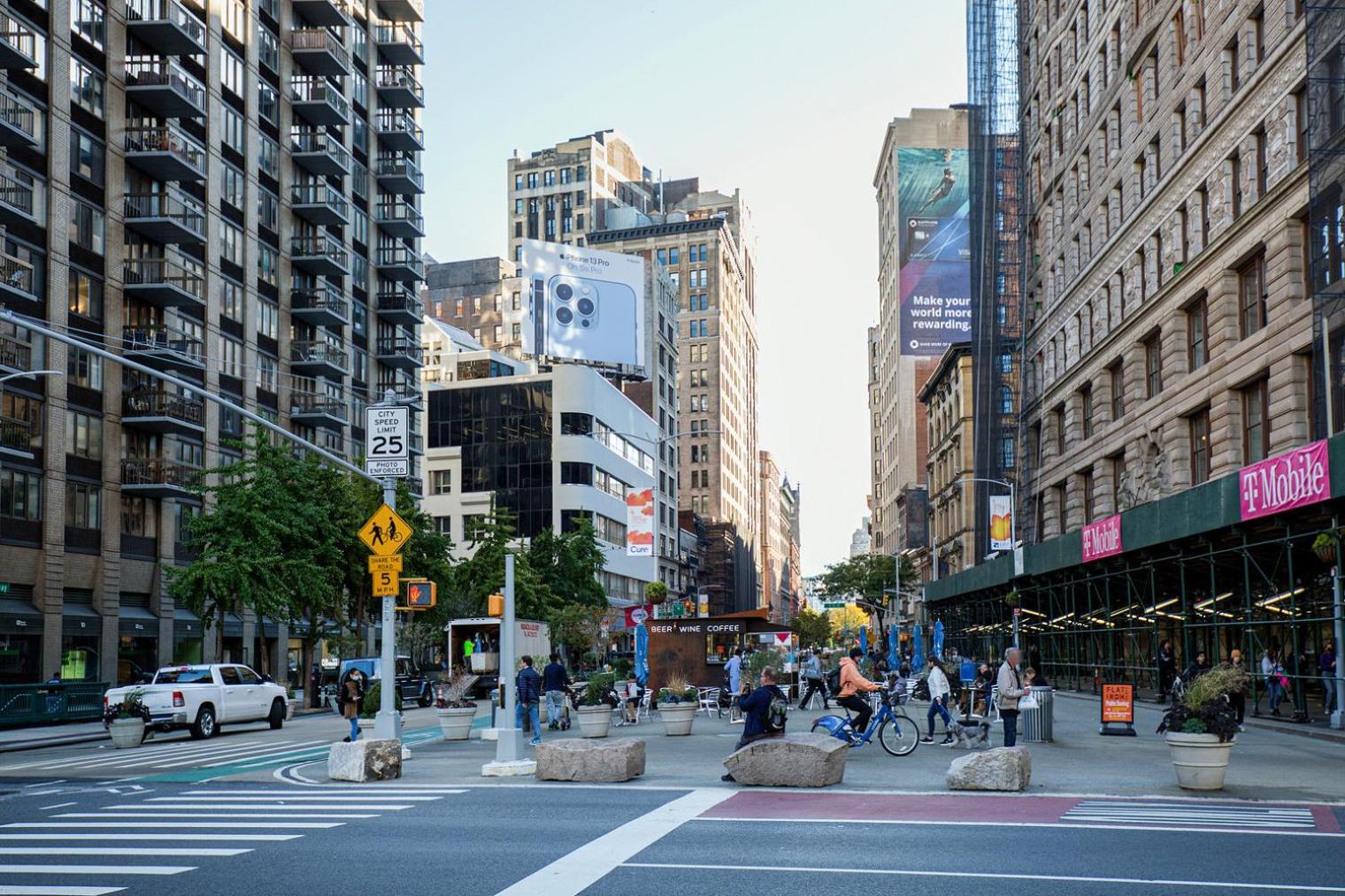 Chelsea 1br W Balcony Doorman Gym Nyc-135 New York