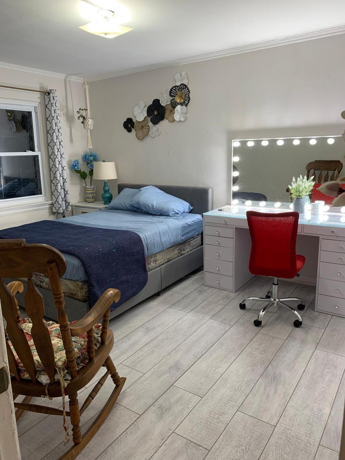 Cheerful 2 Bed In Heart Of Queens Hospedagem domiciliar