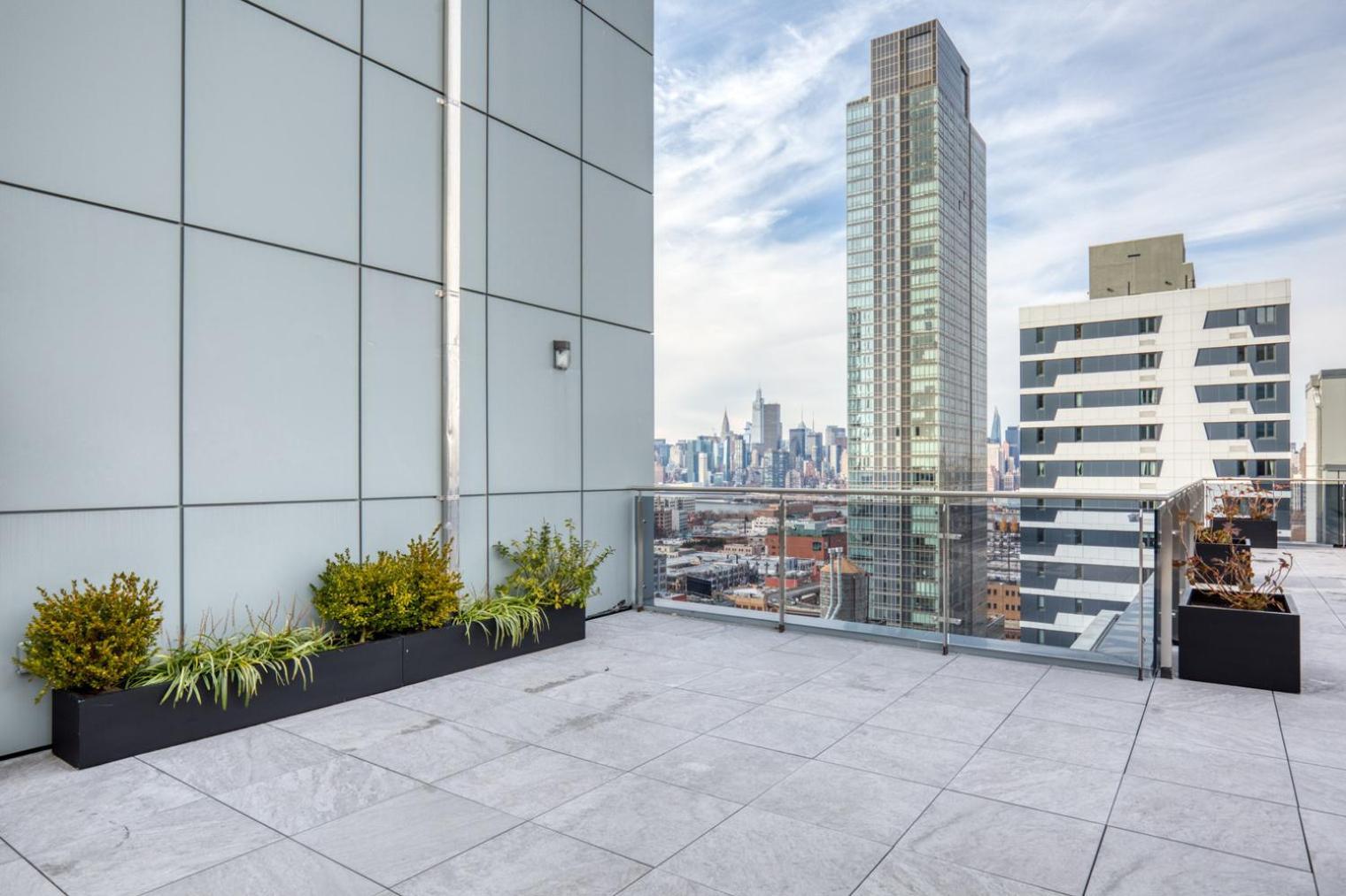 Apartment Lic 2br W Gym Dm Elevator Private Balcony Nyc-769 New York