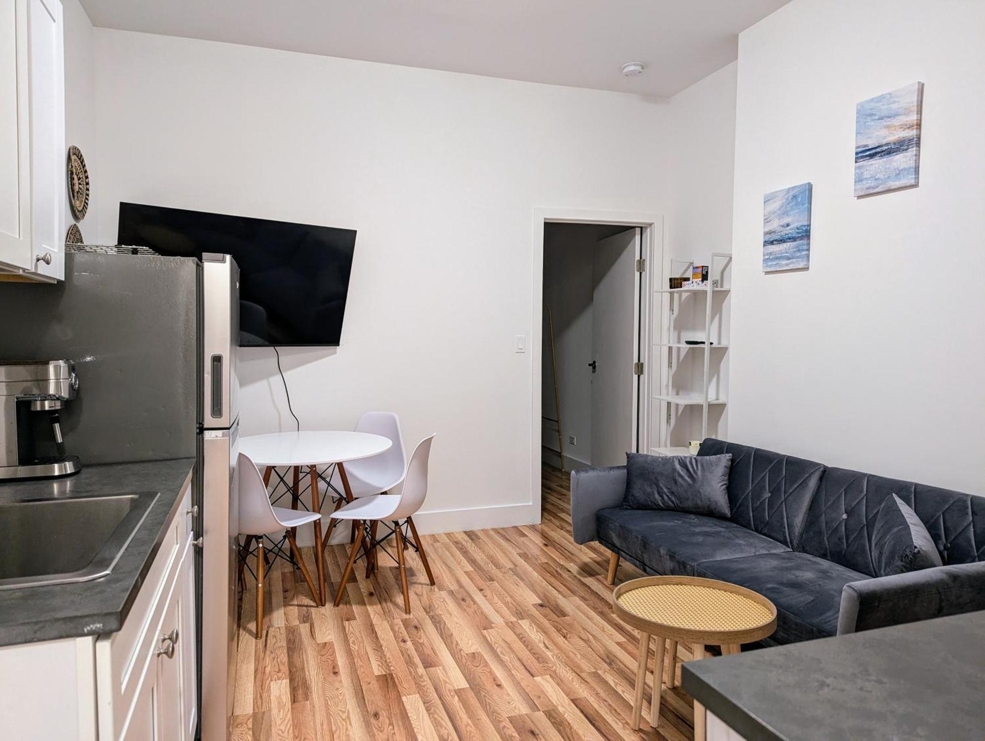 Elegant Retreat - Sophisticated One Bedroom In Downtown Manhattan's Union Square Apartment New York