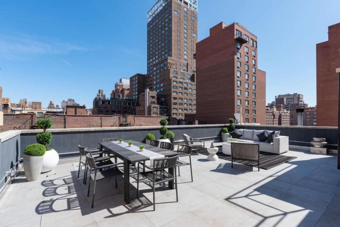 3br Penthouse With Massive Private Rooftop