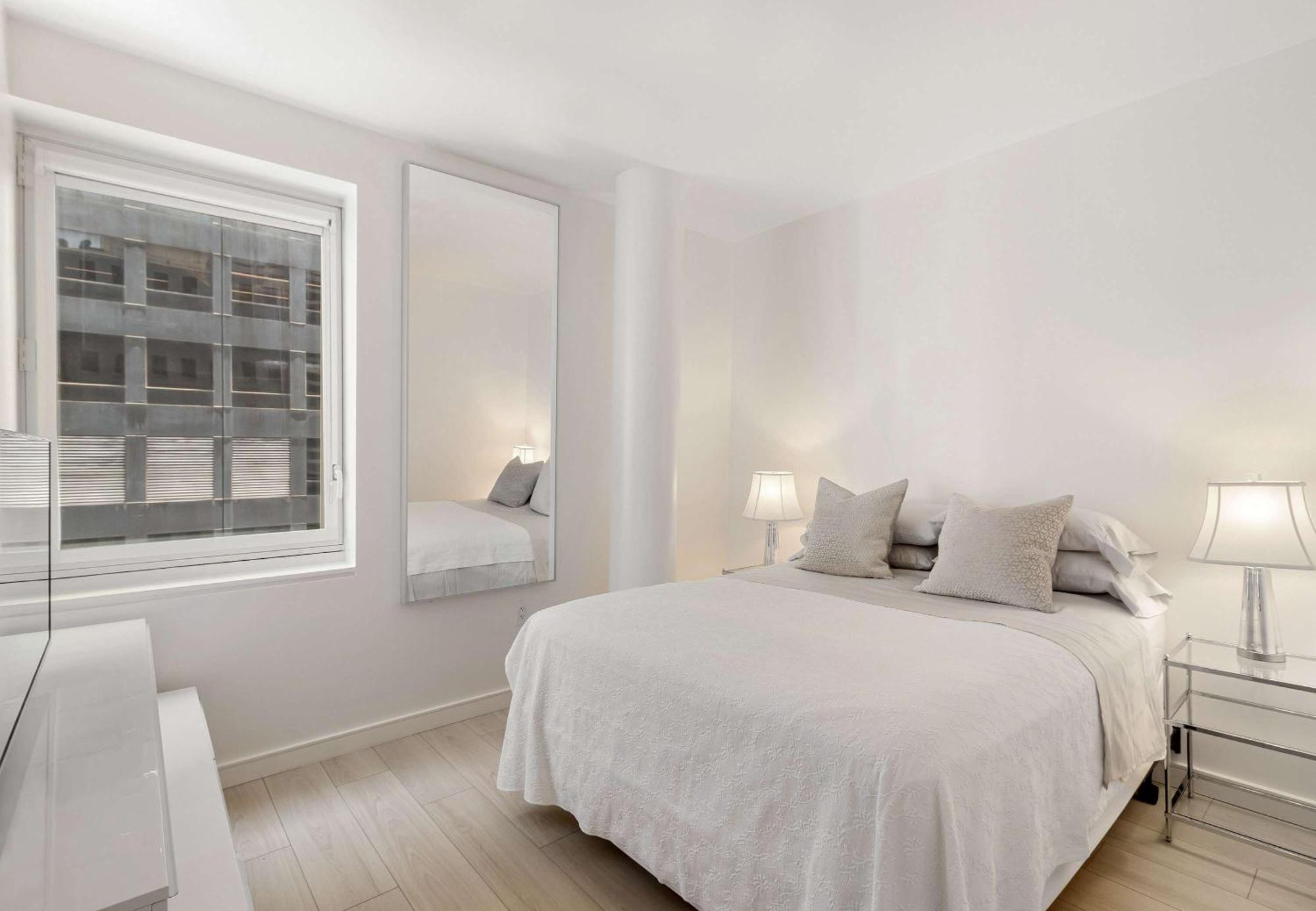 Apartment Penthouse 5min To Of The Rock, Views, Ac