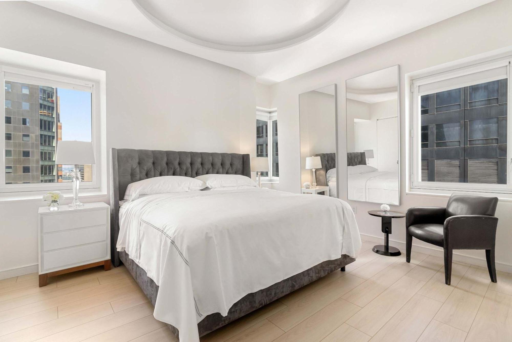 Penthouse 5min To Of The Rock, Views, Ac *