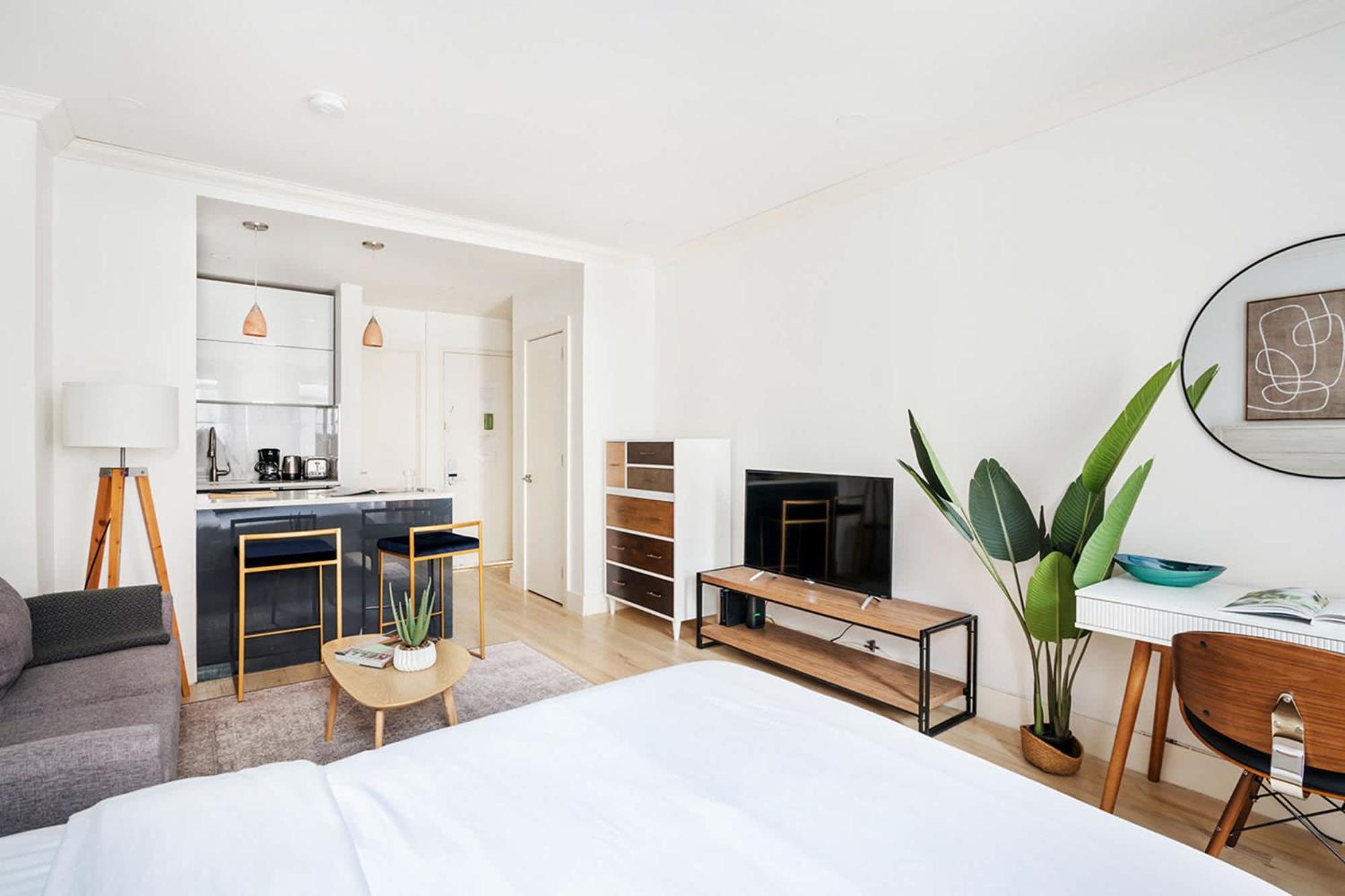 1597-2 Luxury Upper East Side W&d New York