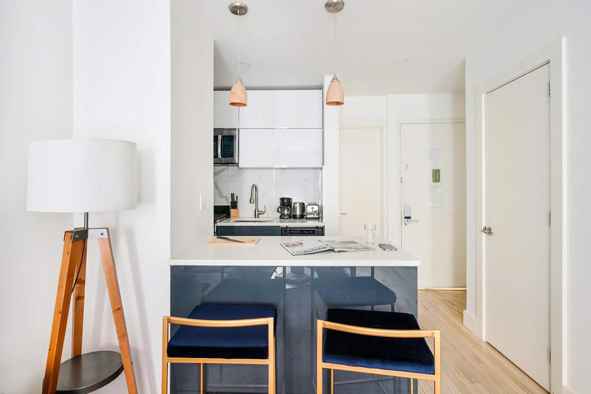 1597-2 Luxury Upper East Side W&d * New York