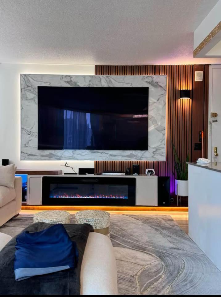 New Chic & Cozy 1bd Near East River, Minutes From Park Apartamento Nova York