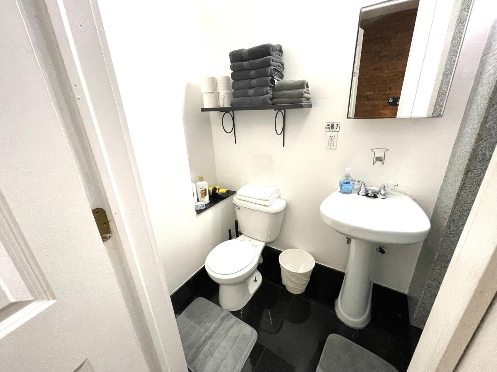 Nestel Nest 1 Bedroom Apartment Apartment *