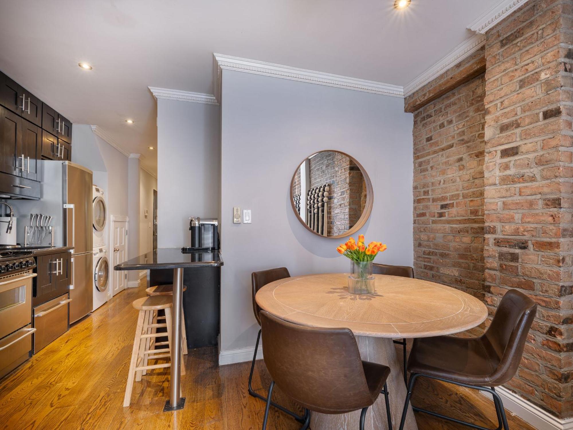 Three Bedroom On Little Italy Mulberry Street * New York