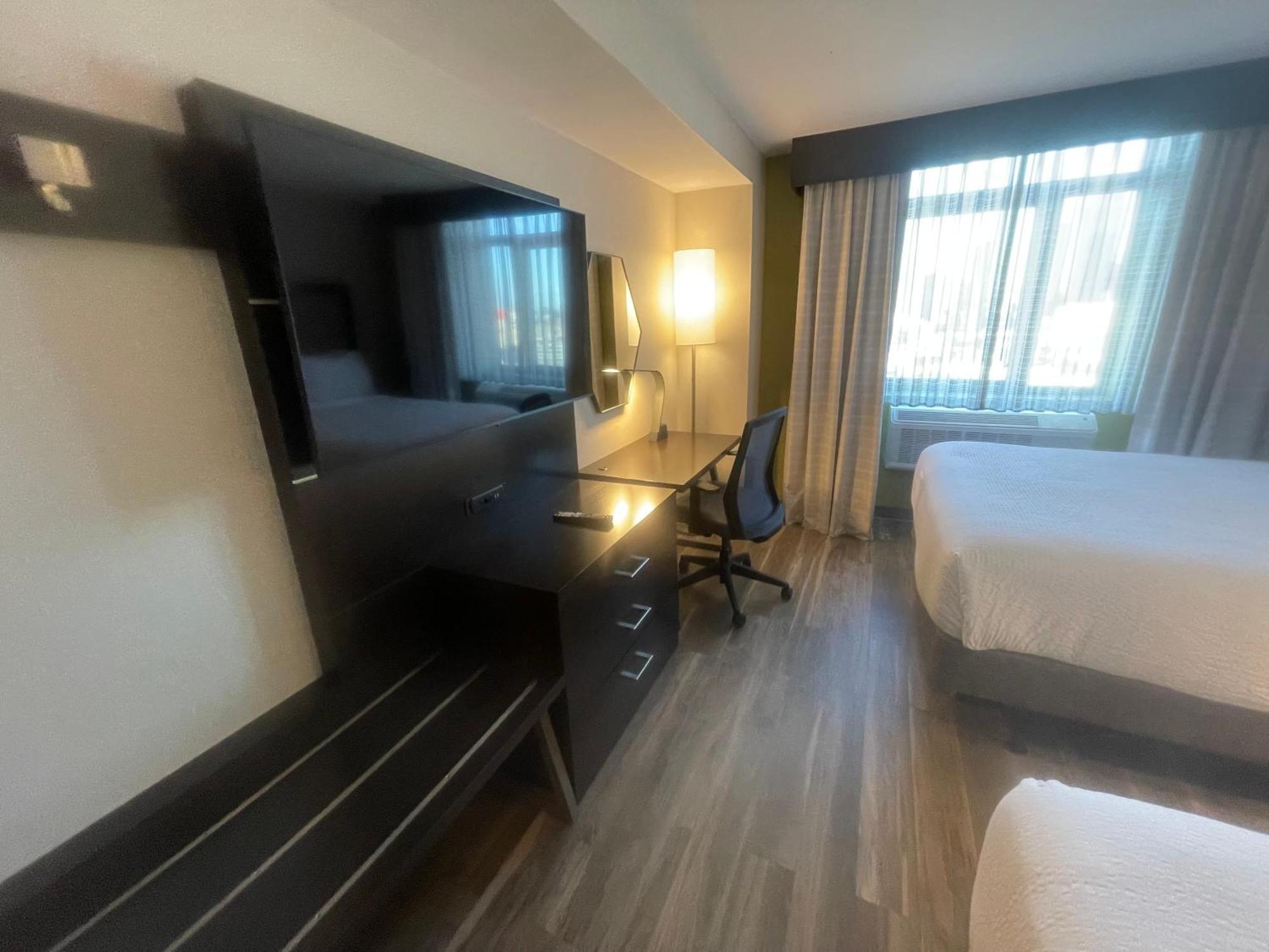 Express Long Island E - By Ihg 3* New York